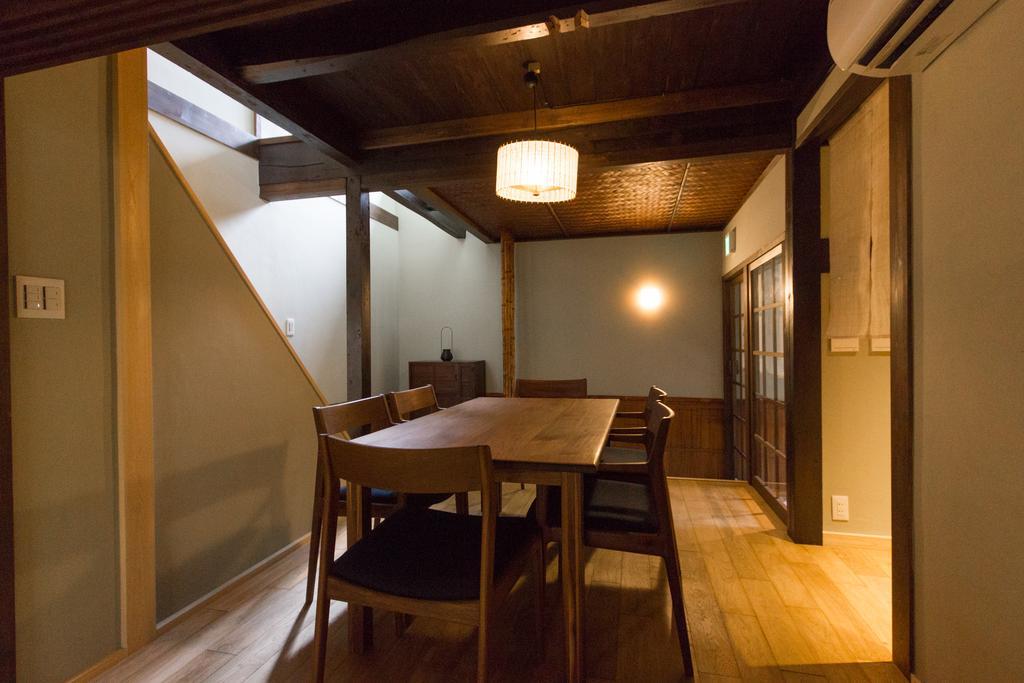 Tsukikusa An Machiya House Кіото Номер фото